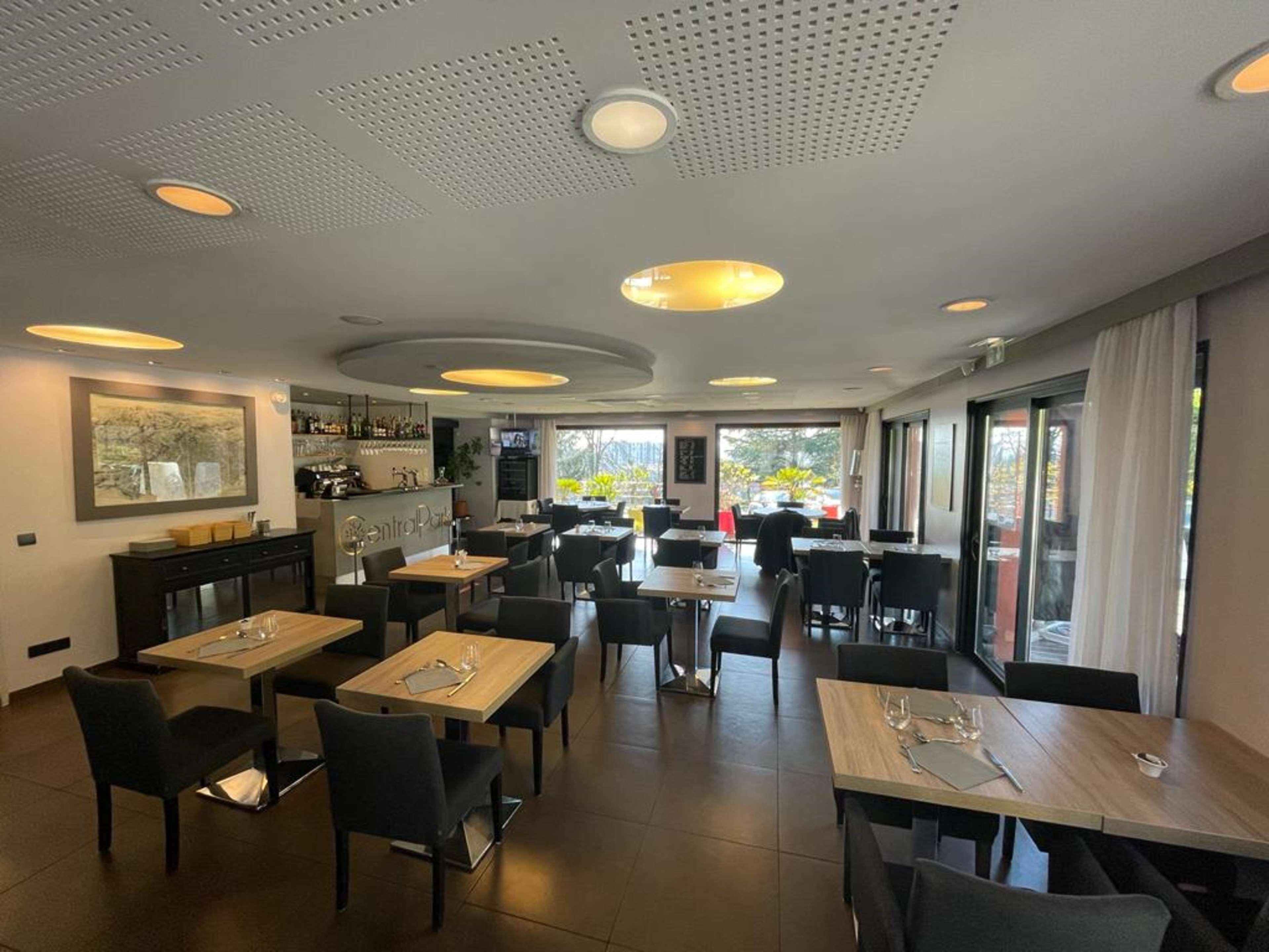 Kyriad Lyon Sud Sainte Foy Eksteriør bilde